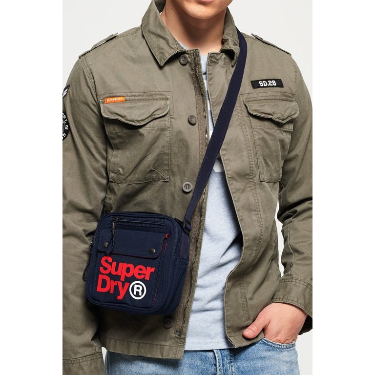 กระเป๋าสะพายข้าง Superdry Lineman Utility ของแท้