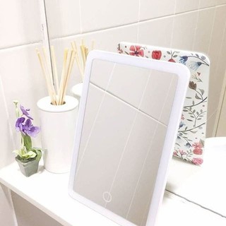 Shiseido Led Beauty Makeup Mirror ( 135*33*203 mm. )