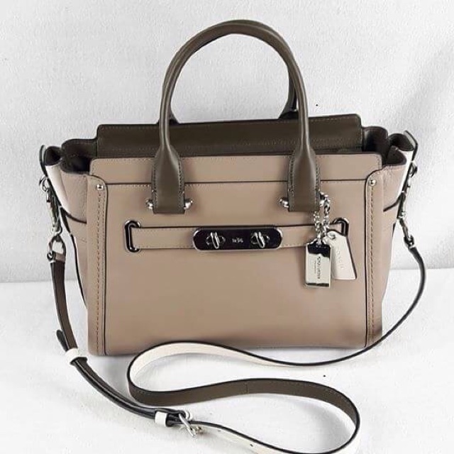 COACH swagger 27 in colorblock leather 57083