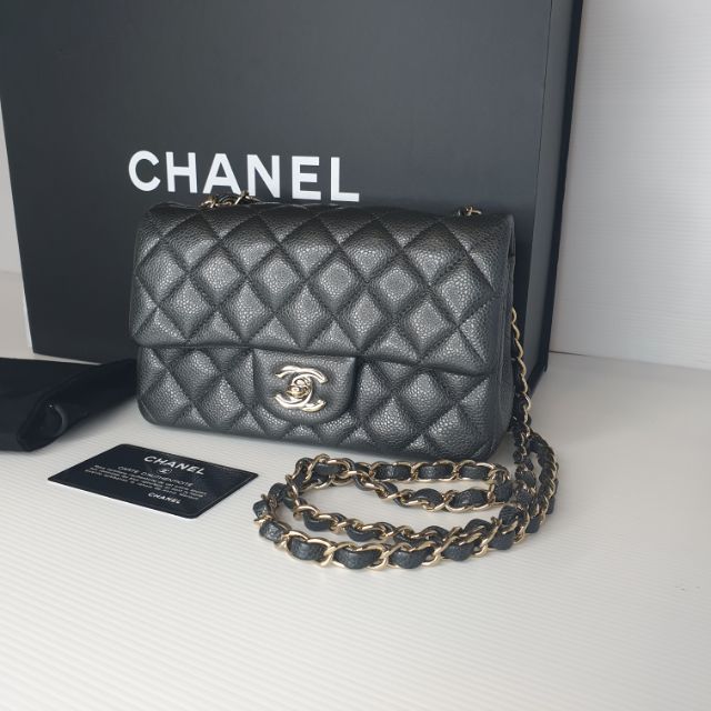 Chanel mini 8 holo25 pearly  black