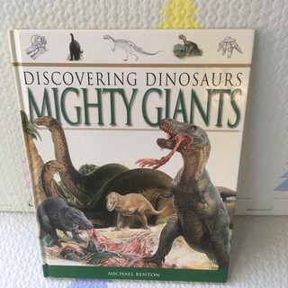 DISCOVERING DINOSAURS  MIGHTY GIANTS ปกแข็ง