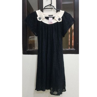 เดรสสั้นแขนเลยสีดำ ผ้าลูกไม้ยืดนุ่มใส่สบาย งานป้าย ไซส์s/m/l
