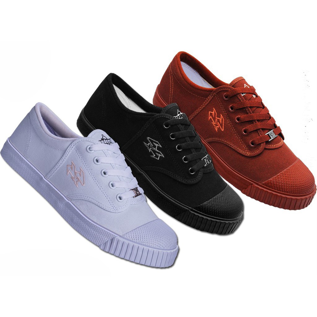 รองเท้าผ้าใบนักเรียนชาย ดำ ขาว น้ำตาล BREAKER เบรคเกอร์ 4x4 SIZE 39-47