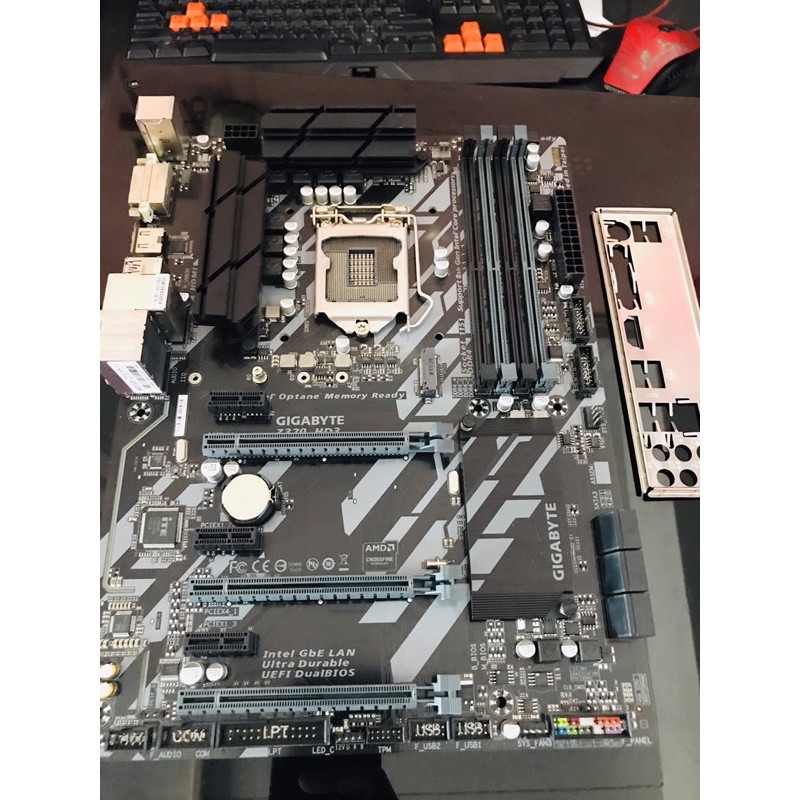 เมนบอร์ด 1151v2 Z370 HD3 Gigabyte มีประกันถึง64 ไม่มีกล่อง