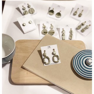 ต่างหูแฟชั่น ต่างหูวินเทจ Handmade Earring (สี Olive Green)