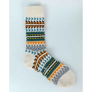 ถุงเท้า COMFY SOCKS Geometric Tribal Socks - Beige ลวดลายถุงเท้าสวยงาม เหมาะสำหรับใส่กับรองเท้าบูต และรองเท้าผ้าใบ