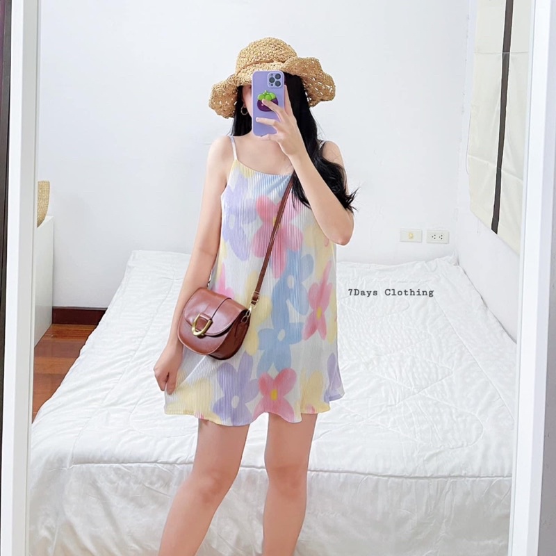 7Days Clothing : พลีทสายเดี่ยว