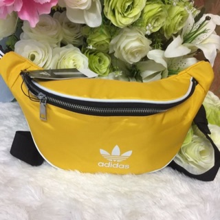 💯 ..กระเป๋าคาดอก /เอว สุดฮิต Adidas WAISTBAG   รุ่นมาใหม่ พร้อมส่งแล้วจ้า.. **🍭