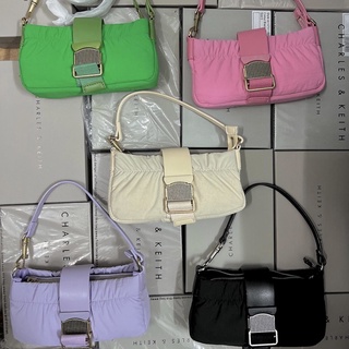 กระเป๋าใส่โทรศัพท์ ลาย C Aspen Ruched สําหรับผู้หญิง
