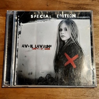 Used CD ซีดีมือสอง  Avril Lavagne - Under my skin ( Used CD + DVD) สภาพ A+ Print at Japan 2004