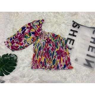 เสื้อลายดอกสดใส แบรนด์ Shein สีจริงตามภาพแรกค่ะ