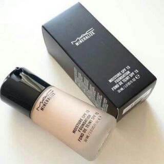 🎗รองพื้น MAC Mineralize Moisture SPF 15🎗 เกรดเอ