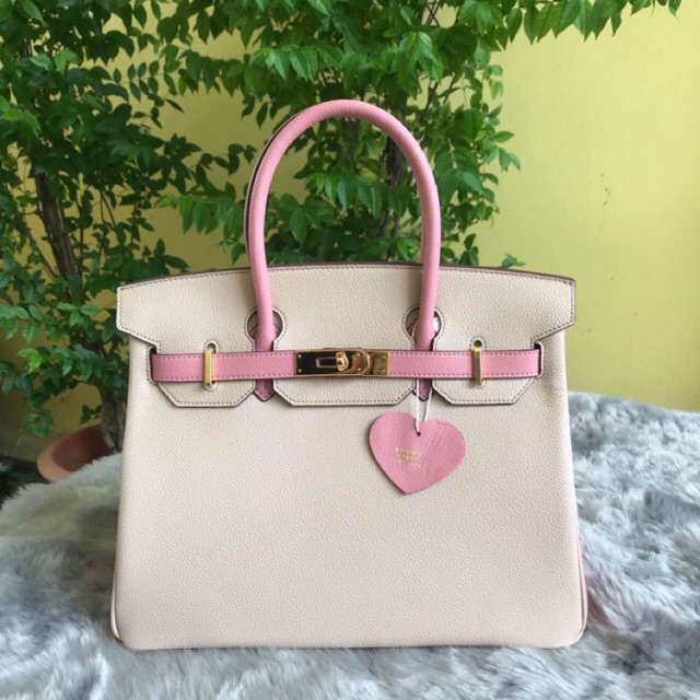 กระเป๋าทรง hermes berkin 30 หนังลูกวัวแท้ ซับด้านในหนังแกะ ผิวสัมผัสเนียนนุ่มกว่าหนัววัวปกติ