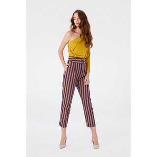 Hamburger Studio เสื้อไหล่เบี่ยงแขนยาว  Avalyn One Shoulder Top (KT0033)