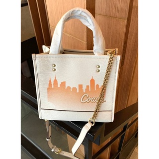 COACH X JENNIFER LOPEZ DEMPSEY TOTE 22 WITH NYC SKYLINE ((C6494)) Code:B4D110665 แบรนด์แท้ 100% งาน Outlet