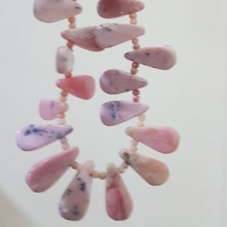 สร้อยคอเปรูโอปอลสีชมพูธรรมชาติแท้ แบ่งทำสร้อยข้อมือได้ (Natural peruvian pink opal necklace 17")