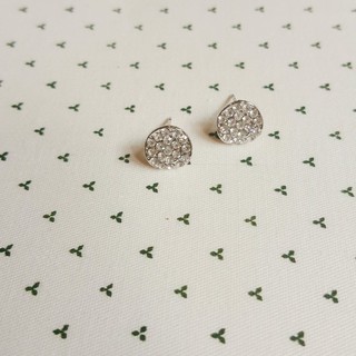 ต่างหู round diamond pave