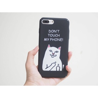 ✨เคสแข็งแมวชูนิ้ว dont touch my phone 110฿