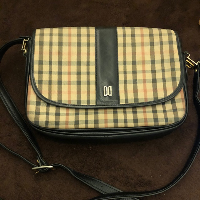 Daks London Crossbody Bag