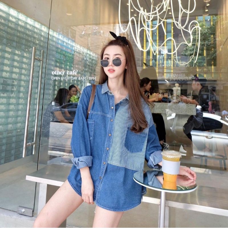 ส่งต่อ denim oversize สีเข้ม จากร้าน beming.bkk