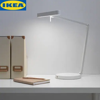 IKEA KAXLIDEN คักซ์ลีเดน โคมไฟ LED โต๊ะทำงาน, ขาว/หรี่ไฟได้ พร้อมหลอด LED ในตัว มีช่องเสียบ USB 1 ช่อง ชาร์ทโทรศัพท์ได้