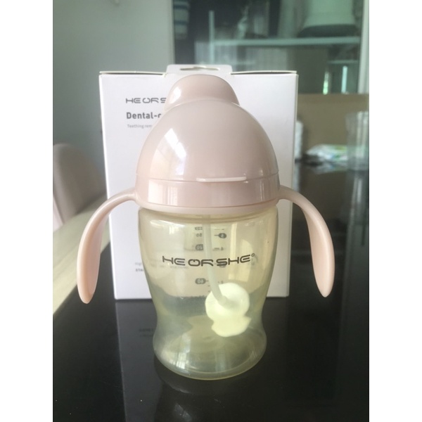 แก้วหัดดื่ม HEORSHE มือ2สภาพดี