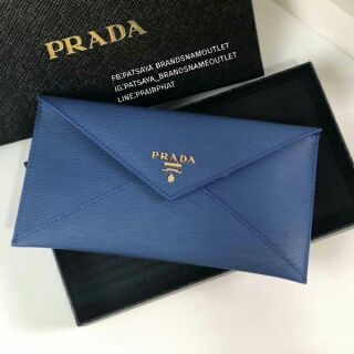 พร้อมส่งความสวยกระเป๋าสตางค์ใบยาวซองจดหมายหนังแท้💯ลายไม้ premium for gift จาก PRADA ใบยาวหนัง Saffiano