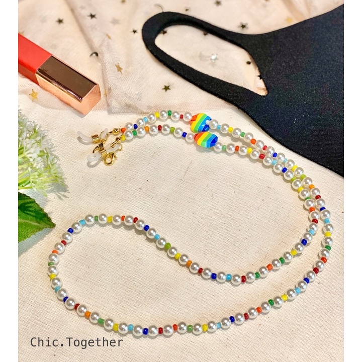 NEW ARRIVAL   สายคล้องแมส/แว่นตา รุ่นลูกปัดมุก + เดซี่ทอง หรือลูกปัดดอกไม้รุ้ง งานน่ารัก ขายดีมากๆค่ะ
