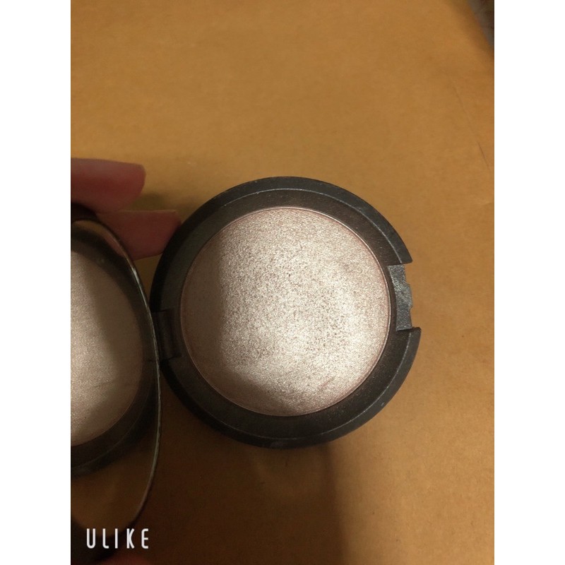 Becca shimmering skin perfector