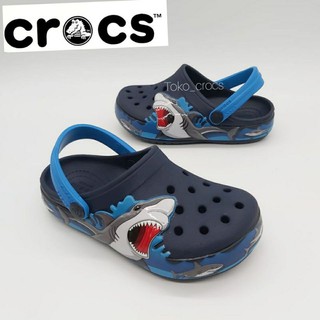 รองเท้าแตะ Crocs ลายฉลาม สําหรับเด็ก