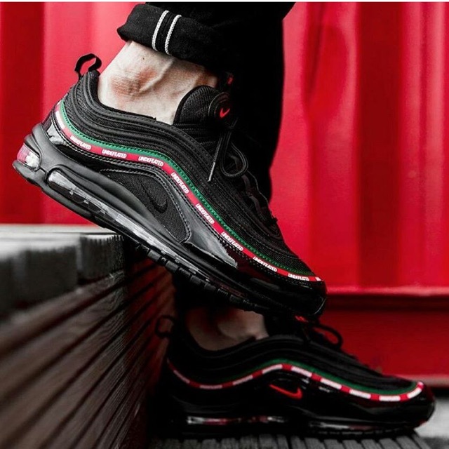Air max 97 x undefeated