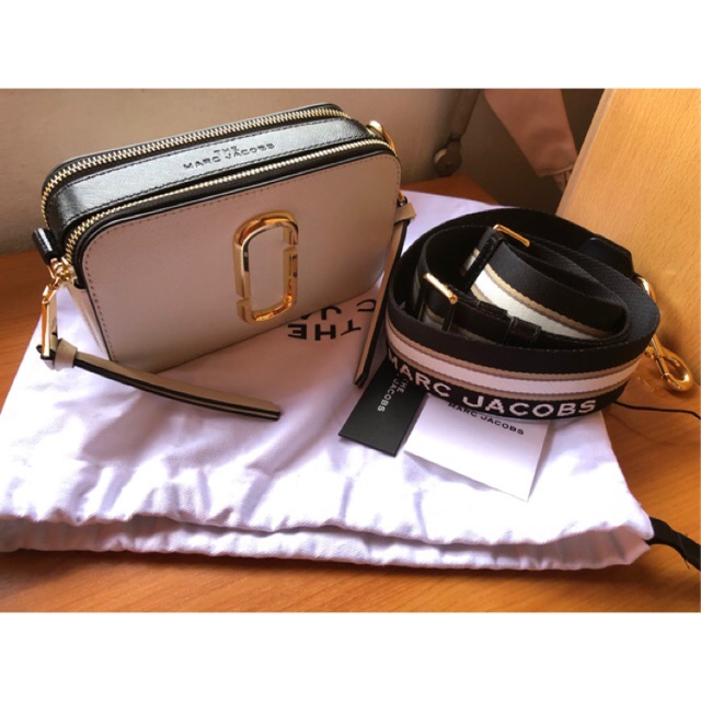 กระเป๋า Marc Jacob Snapshot มือสอง แท้ 100%