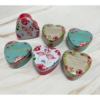 กล่องเหล็กรูปหัวใจ ขนาด6 ซ.ม ลายดอกไม้ คละลาย ขายรอบละ5บาทขึ้นไป