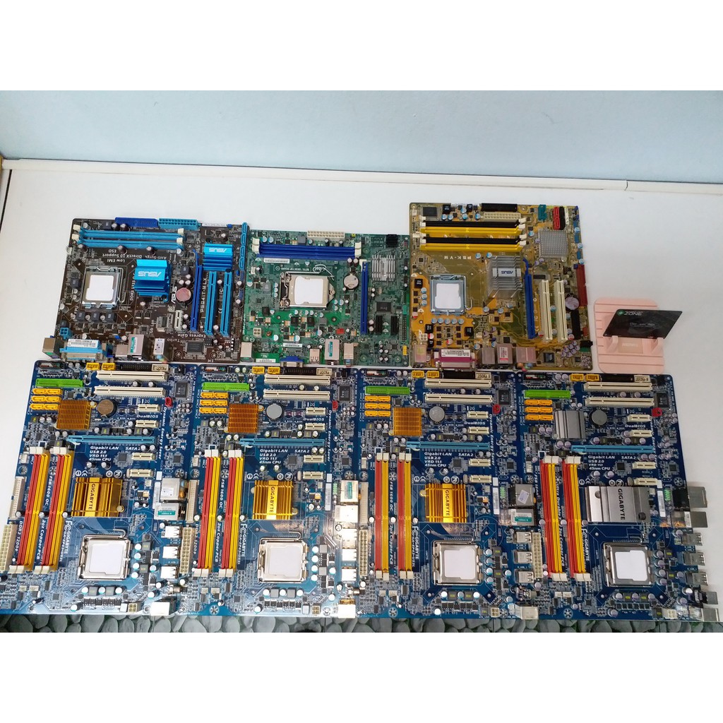 เมนบอร์ด 775 DDR2 บอร์ดใหญ่ และ บอร์ด 1155 มือสองสภาพดีเชิญทางนี้