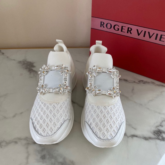 Roger vivier สีขาว รองเท้า ผ้าใบ sneaker original
