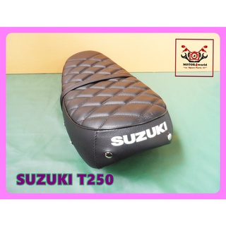 SUZUKI T250 DOUBLE SEAT COMPLETE "BLACK" with "BLACK" STITCHING DIAMOND PATTERN and "CHROME" PIN // เบาะ "สีดำ" มีหมุด