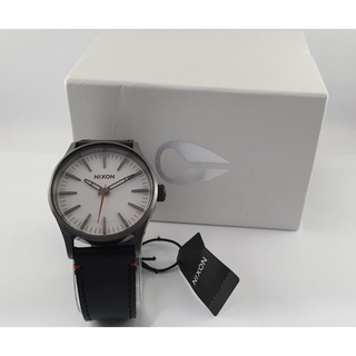 นาฬิกา NIXON MENS A377 486 THE SENTRY 38 QUARTZ พร้อมกล่อง (ใหม่)