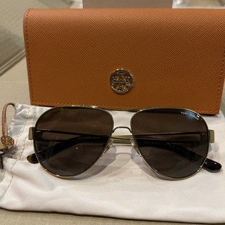 แว่นตากันแดด Tory Burch ของแท้ มือ1 พร้อมอุปกรณ์