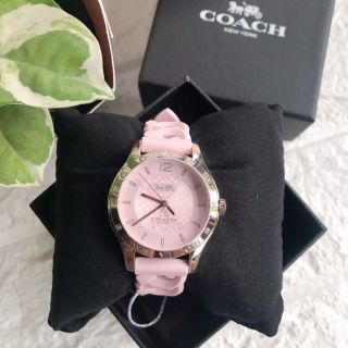 ✨พร้อมส่ง✨ ✨Coach  นาฬิกาสายสีชมพู หน้าปัดสีเงิน ลายตัวC สีใหม่ล่าสุด 
🔥หน้าปัด 34mm (พร้อมกล่องแบรนด์+คู่มือ)
3590