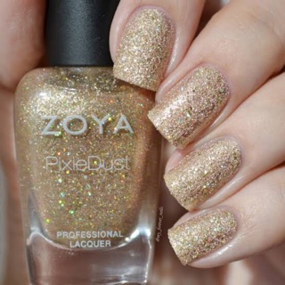 พร้อมส่ง Zoya Levi  สีทองอ่อน จากรุ่น pixie dust รุ่นนี้จะเป็นกลิตเตอร์ และฟินิชแบบ sugary แม่ท  แท้ 💯%