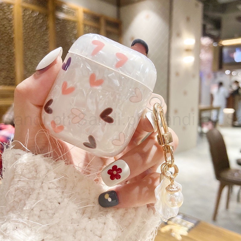 รูปแบบเชลล์ AirPods 4 กรณีรักดอกไม้ AirPods สําหรับ AirPods 4 1/2/3/Pro AirPods Pro2 กรณี Anti-fall Pearl AirPods 3 กรณี AirPods Pro2 กรณีเชลล์จี้