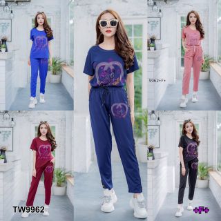 MF9962🍓
Set 2 ชิ้น เสื้อวอร์มแขนแต่งแถบ อกปักเลื่อมมิกกี้ + กางเกงวอร์มขายาว แต่งแถบข้าง 2 ข้าง เอวยืดสม็อค