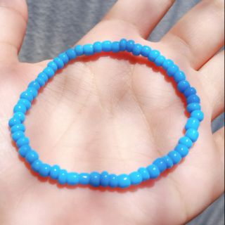 กำไลลูกปัดสีฟ้าน่ารักๆ 15 บาท