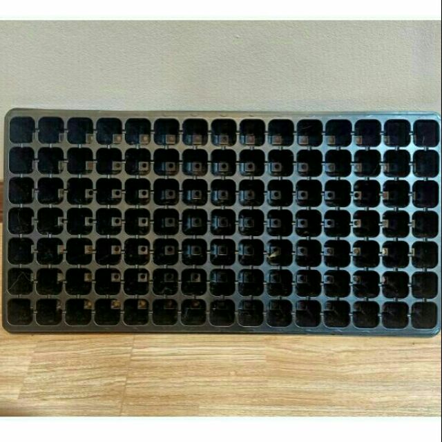 105 หลุมสำหรับเพาะปลูก