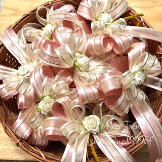 โบว์ติดของขวัญ/โบว์pinkwhiteroseผ้าแก้วกุหลาบ/ขนาด10*14cm/โบว์ติดของขวัญ กระเช้า ผ้าไหว้ กล่องขนม ปลีก-ส่ง