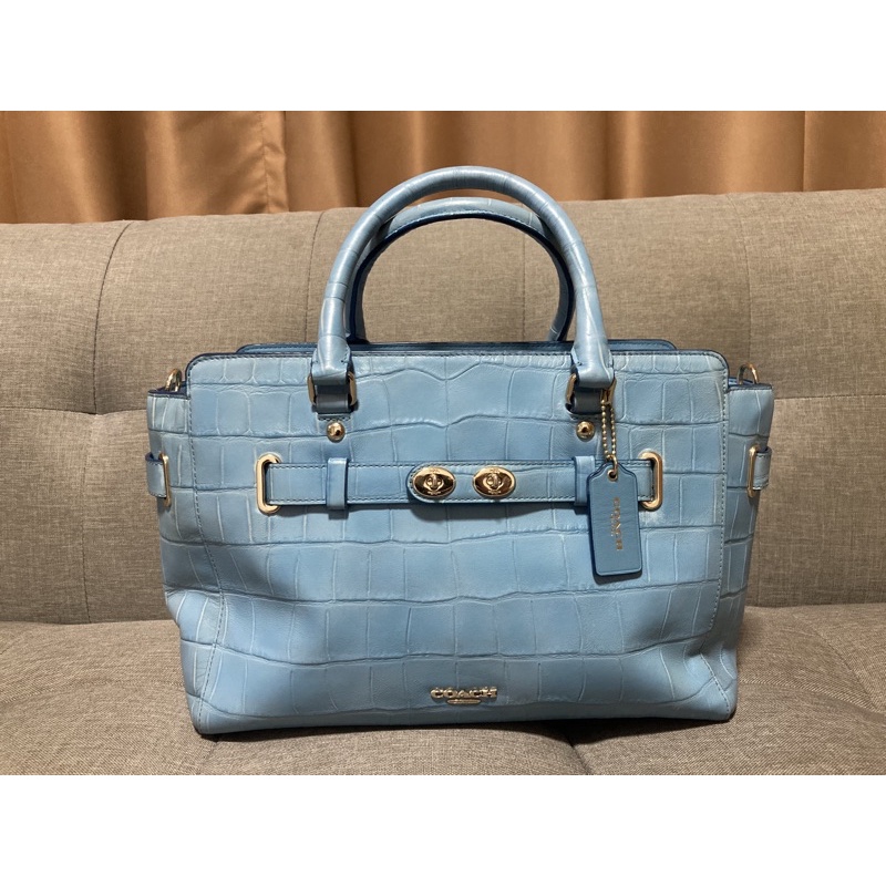 Coach swagger used bag