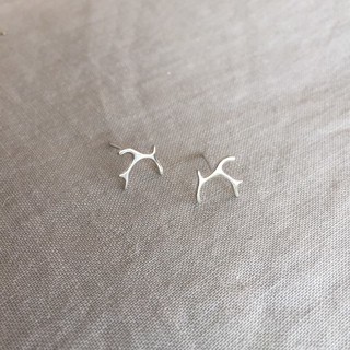 55-littlegirl gifts-ต่างหูแบบก้านเสียบเงินแท้ Elk stud earrings