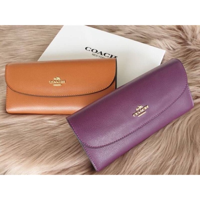กระเป๋าสตางค์ยี่ห้อ Coach ของแท้จาก outlet Vietnam