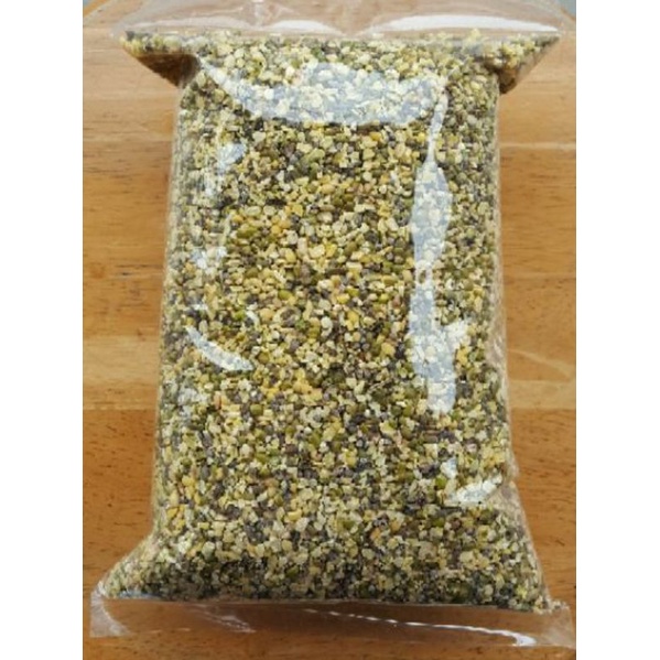 ถั่วเขียวบด สะอาด ใหม่ ไม่ใส่ยาฆ่ามอด เกรดAA อาหารนกเขาชวา 500g/900g
