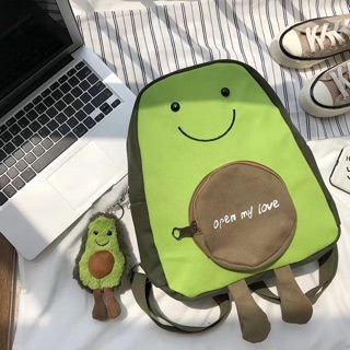 Avocado backpack🥑🥰 ราคา 350฿ แถมพวงกุญแจอะโวคาโด้ขนนุ่มทุกใบ!!